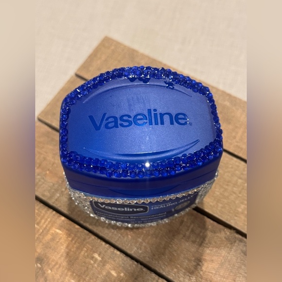 Blue Healing Jelly with Silver Accents - Picture 5 of 5